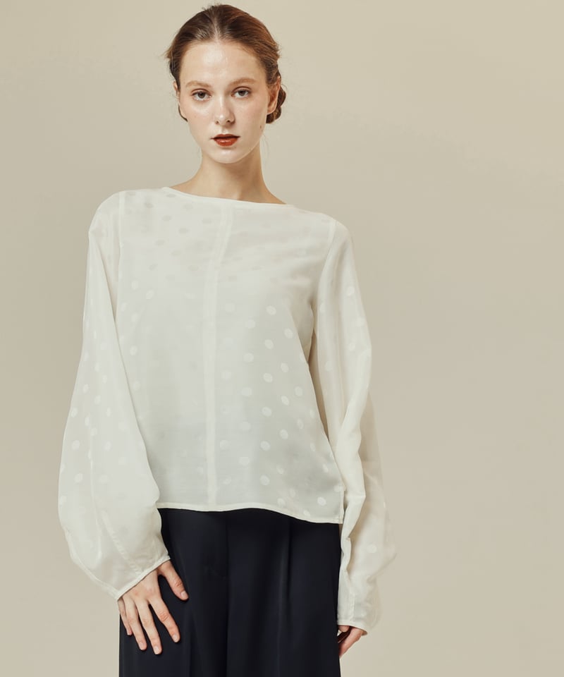 【emily】T.japanドットブラウス　ホワイト emily】T.japanドットブラウス ホワイト emily】T.japanドットブラウス