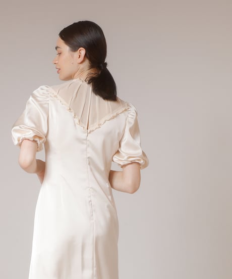 satin and chiffon dress  [ecru]