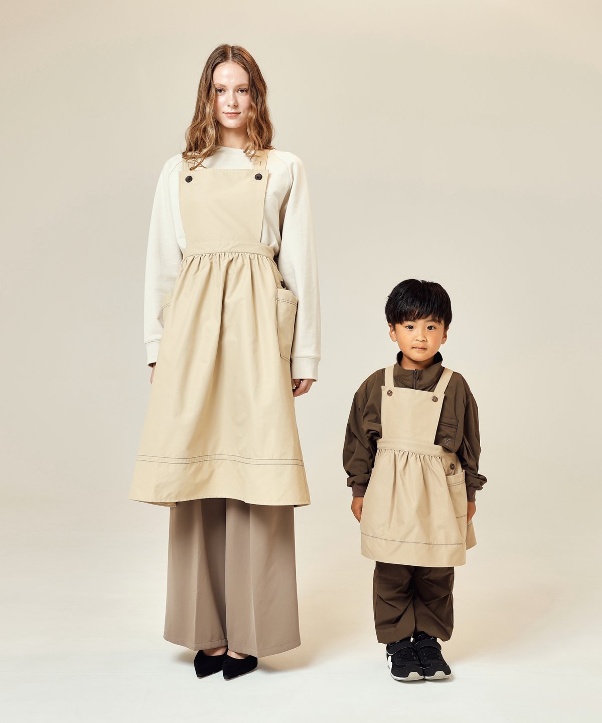 Trois Sanglier 親子ペアエプロンセット Trois Sanglier 親子ペアエプロンセット Trois Sanglier 親子