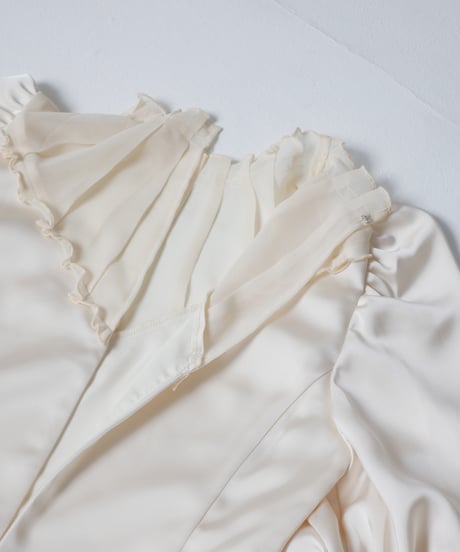 satin and chiffon dress  [ecru]