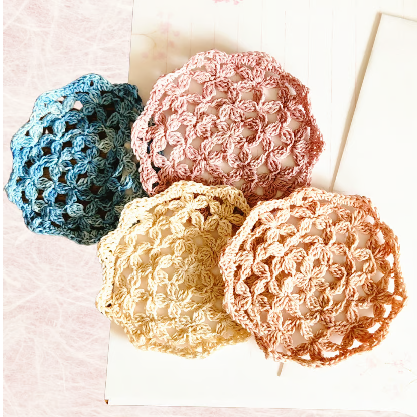 満開桜と小学生の春の置物　_ハンドメイド 手編み 小物入れ 満開桜と小学生の春の置物_ハンドメイド 手編み 小物入れ