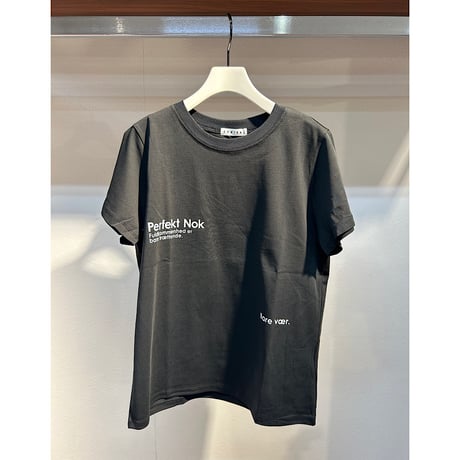 【CYNICAL】ロゴプリントTシャツ