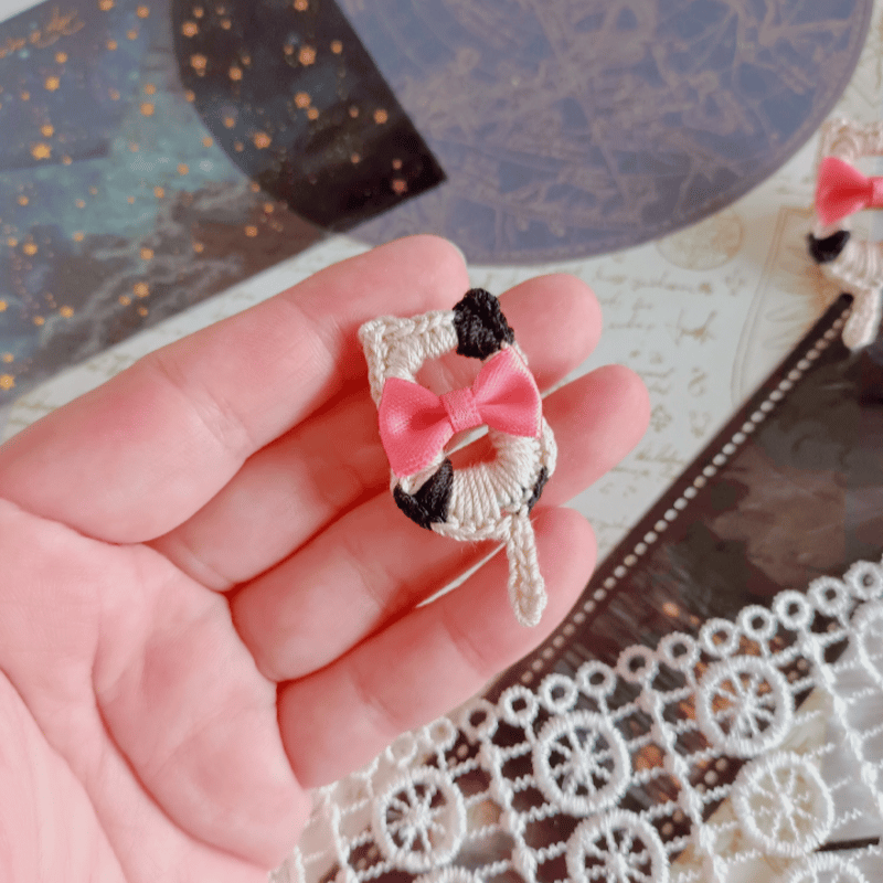 うしネコちゃんブローチ | annes_atelier