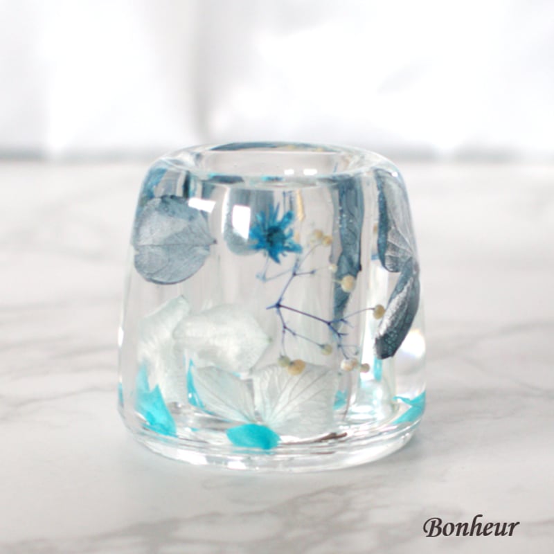 ブルーとホワイトのお花のハーバリウムペン立て・印鑑立て・歯ブラシ