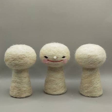 羊毛作家 ウエダマリコ