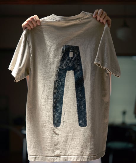 "A" T-shirt  sand