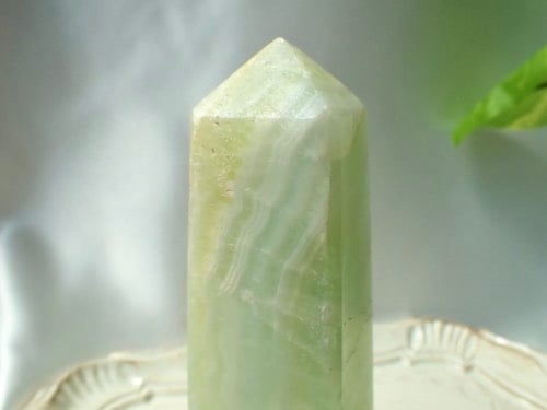 ピスタチオカルサイト タワー | クリスタル ドゥ