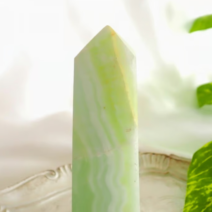 ピスタチオカルサイト タワー | クリスタル ドゥ