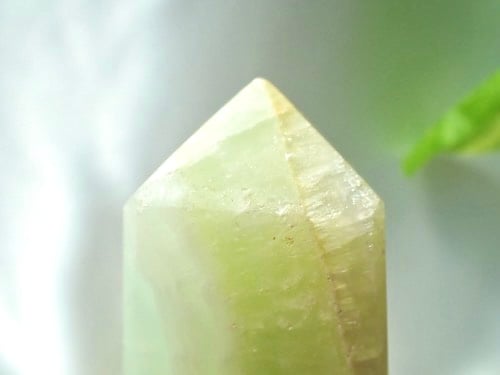 ピスタチオカルサイト タワー | クリスタル ドゥ