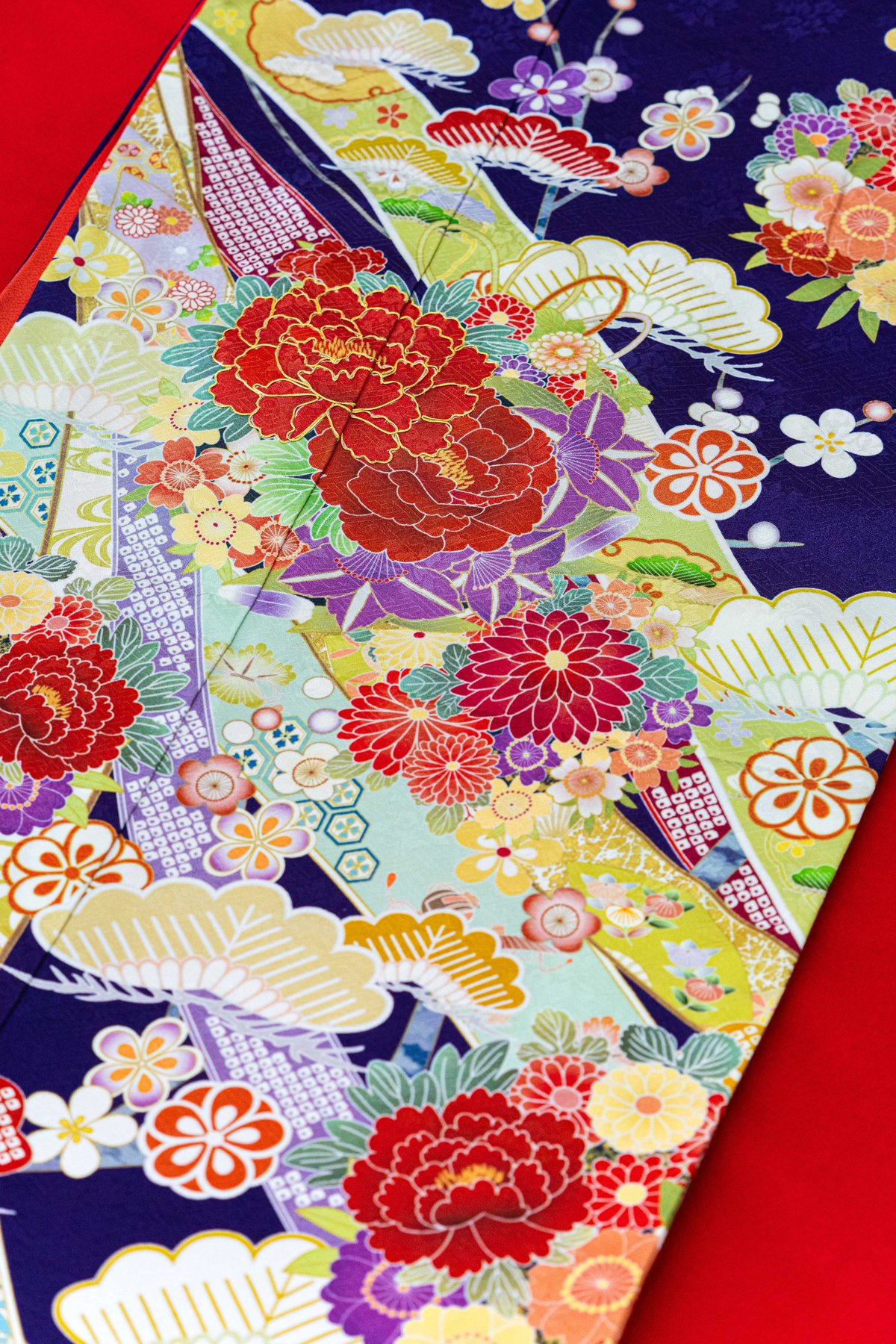 振袖『熨斗目牡丹』新品 青 L | 京のキモノ小物屋さん