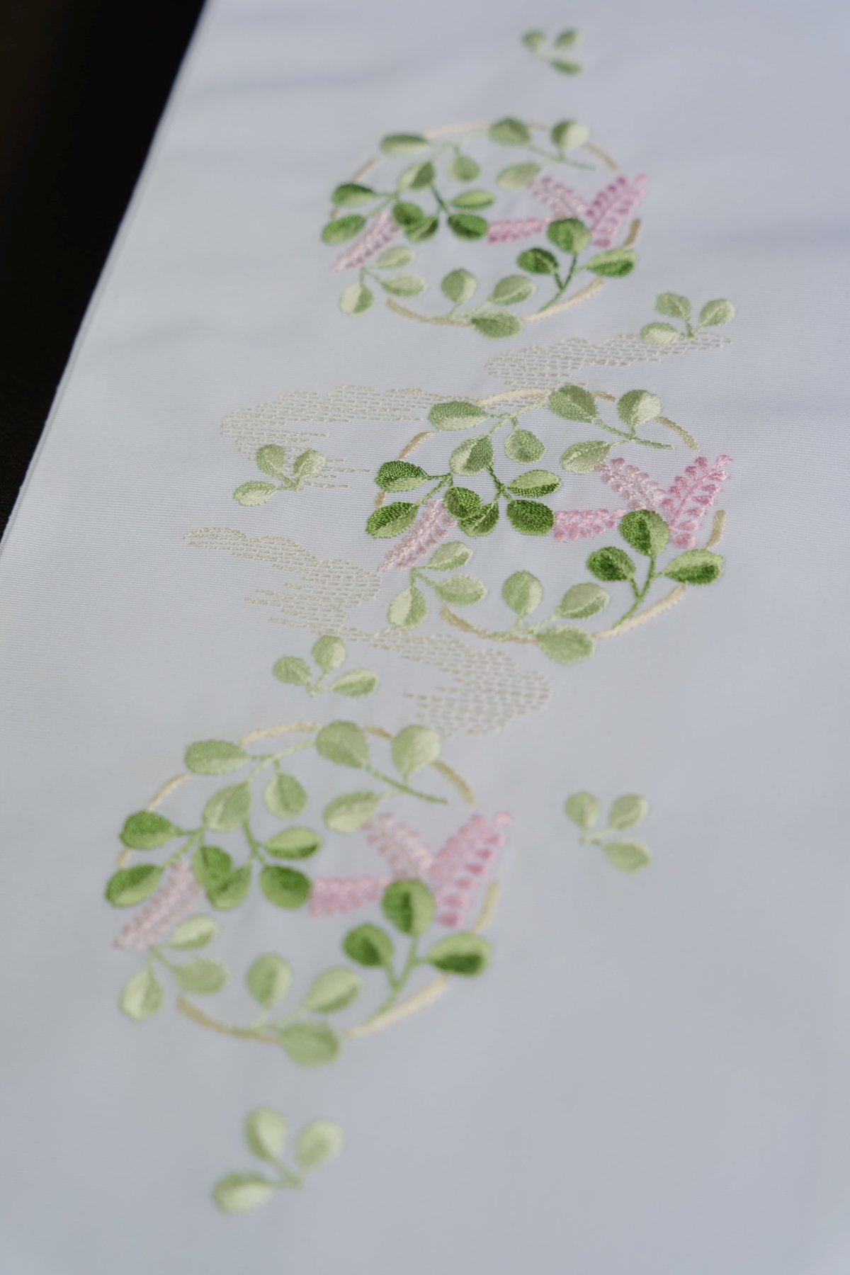 新品【刺繍半衿】萩の輪 | 京のキモノ小物屋さん