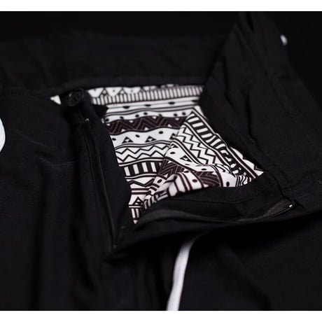 ROAM サイクリングショーツ ブラック