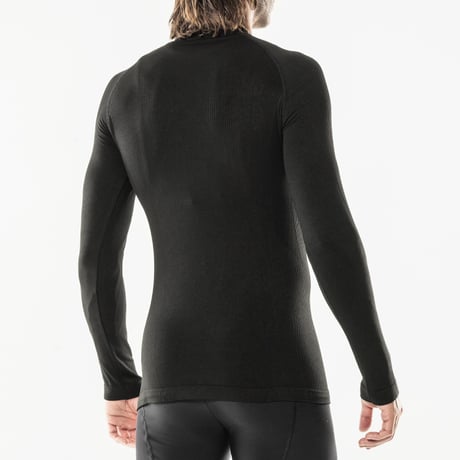 デマルキ　ユニセックス　SEAMLESS BASE LAYER　シームレスベースレイヤー　ブラック