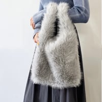 【予約】 SALE‼︎ フェイクファートートバッグ