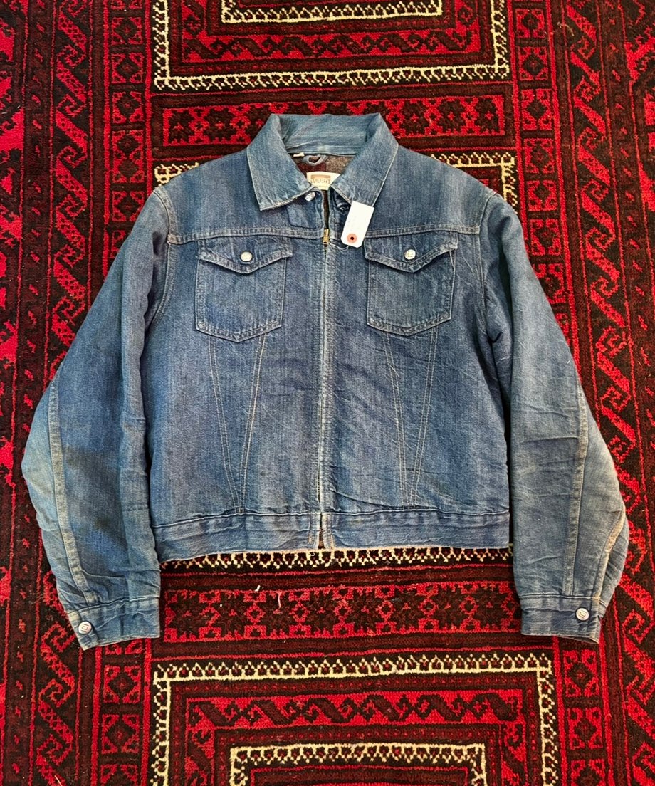693ce125029af131591e36f9