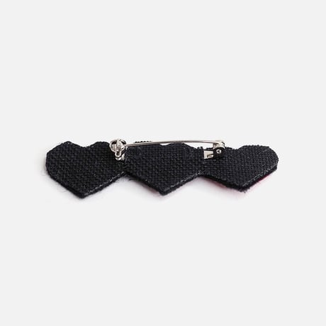 刺繍ブローチ / HP