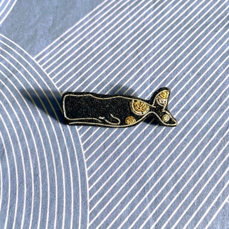 刺繍ブローチ / マッコウクジラ