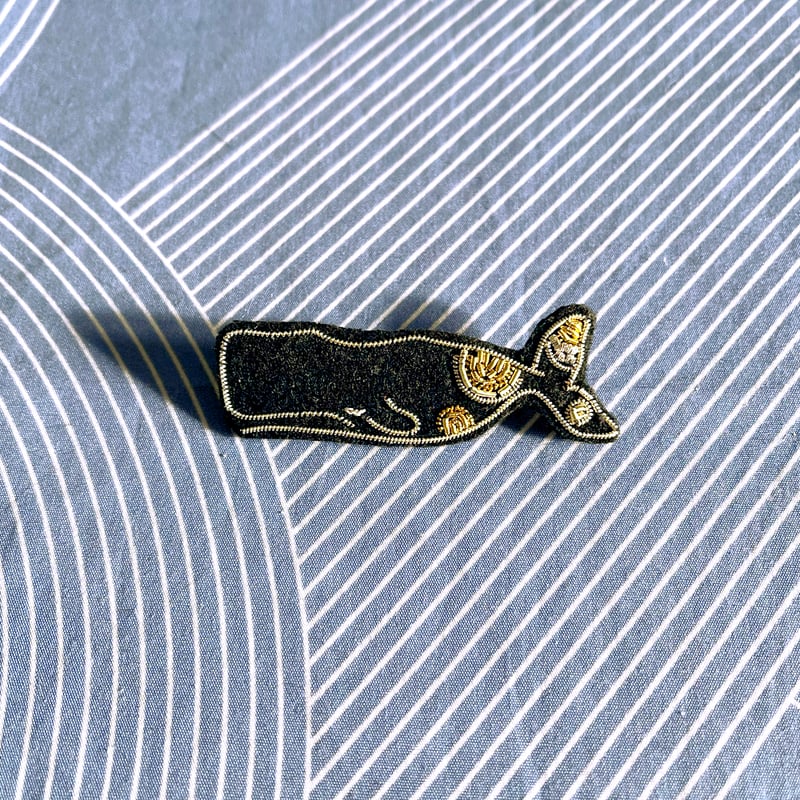 刺繍ブローチ / マッコウクジラ | bansoko