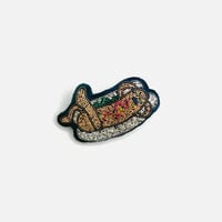 刺繍ブローチ / ムッシュホットドッグ