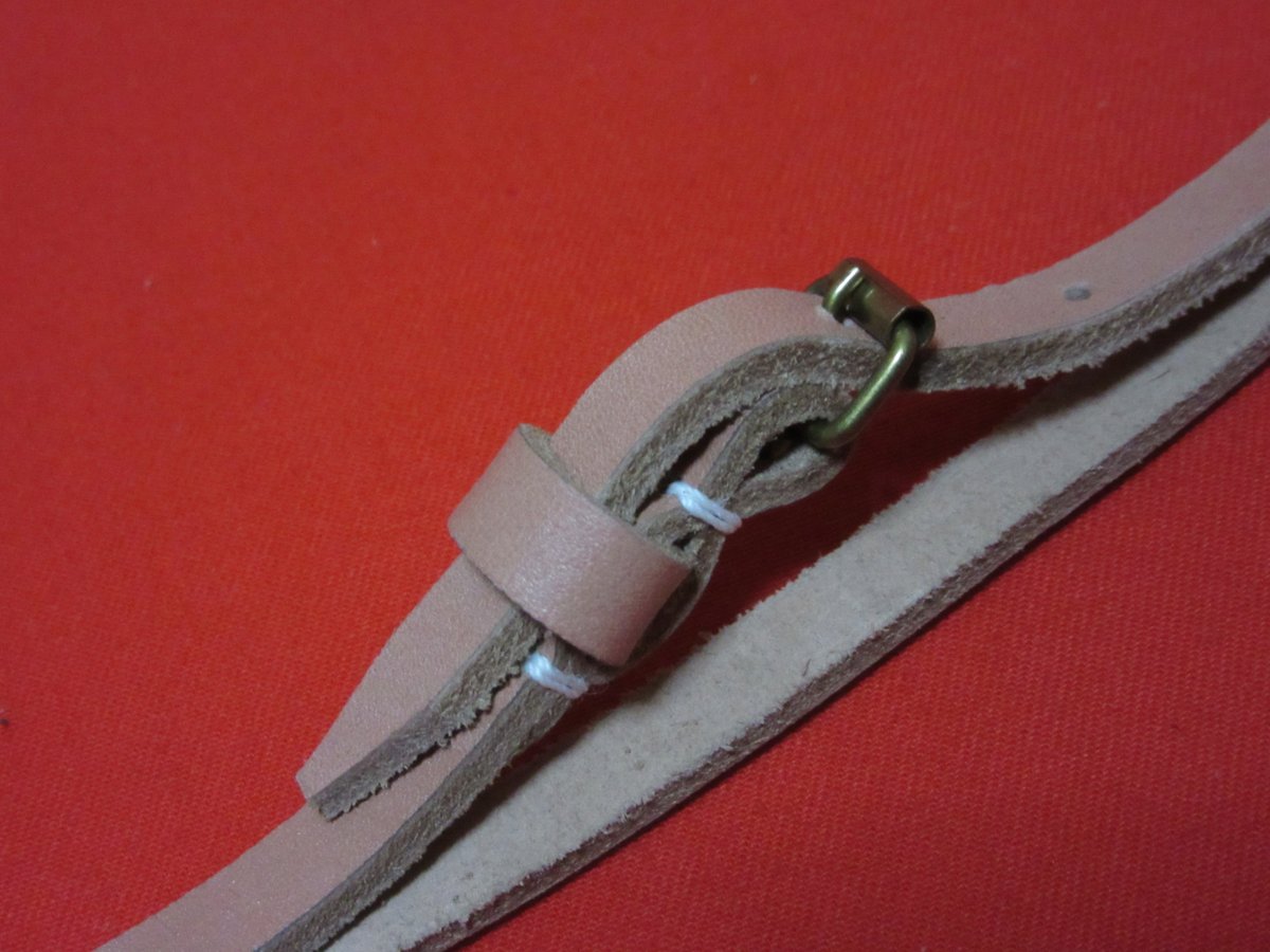 尉官刀緒1点（2点を分けて変更出品 商品は写真下側赤丸印の1点