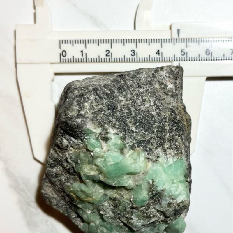 s*ル様 【443Ct】【89g】大サイズ エメラルド原石 オーストリア産エメラルド原石 9.3カラット - パーフェクト