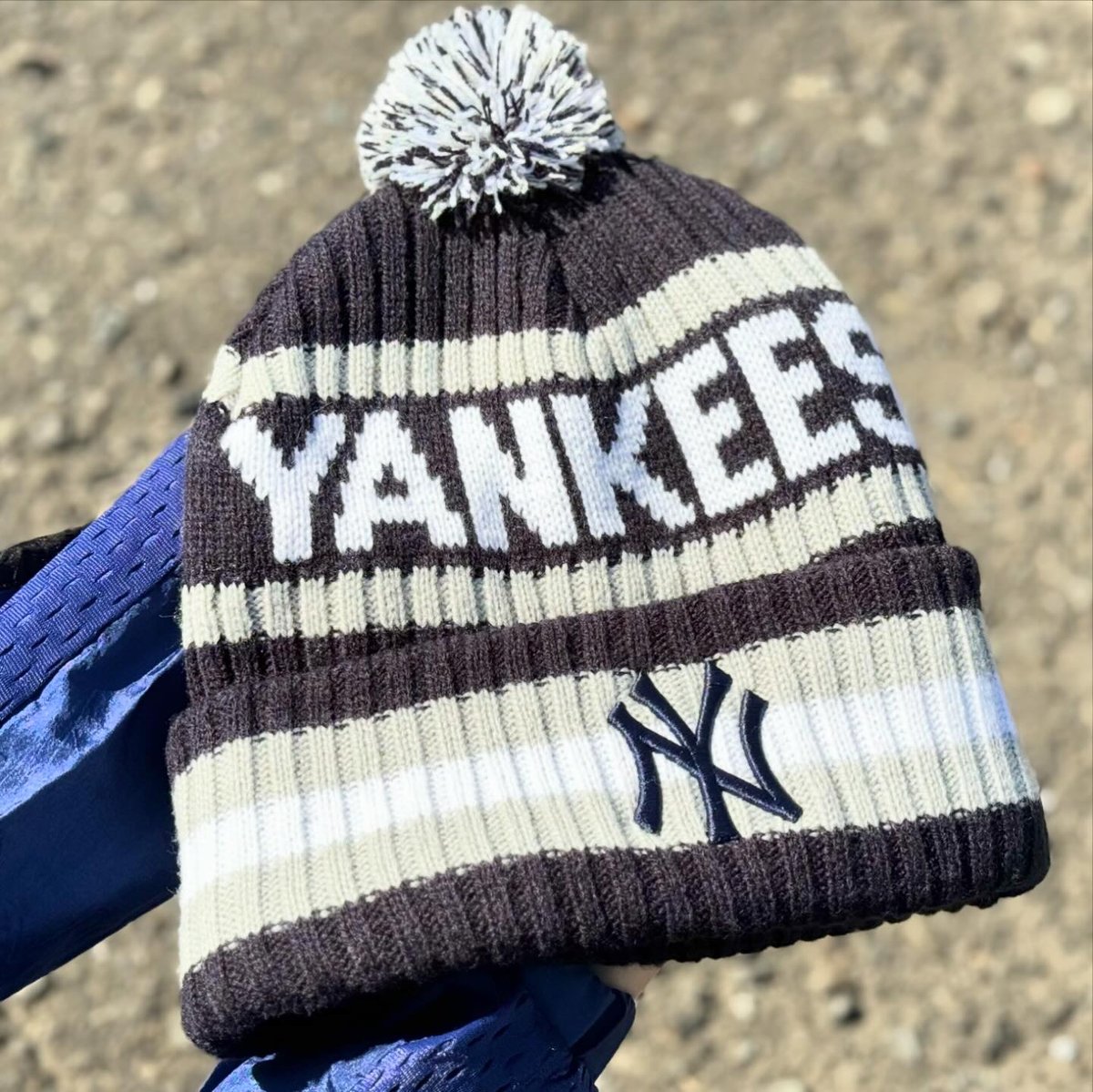 47/ポンポンニット帽 | DUCK TIGER