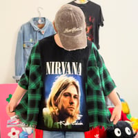 Tシャツ×チェックシャツ
