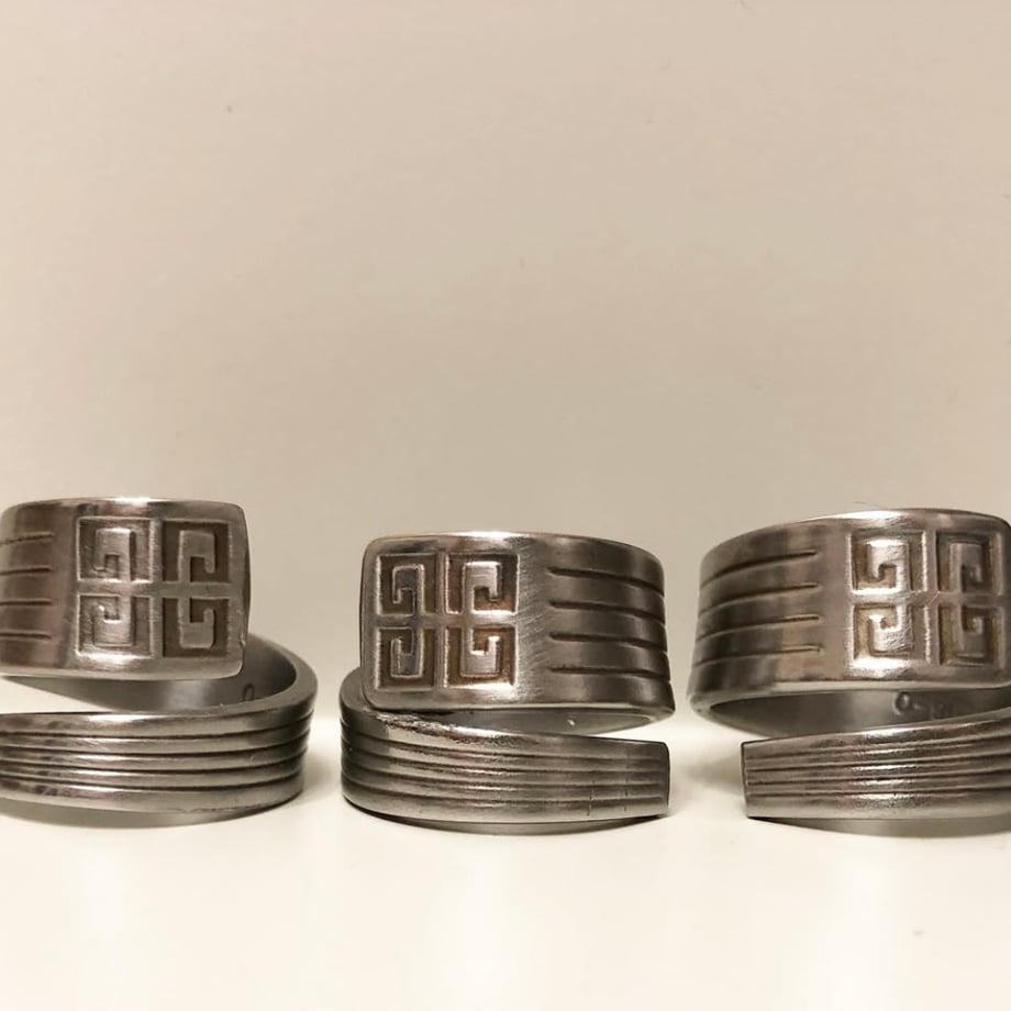 67e399794c088e26bf2d5e7c