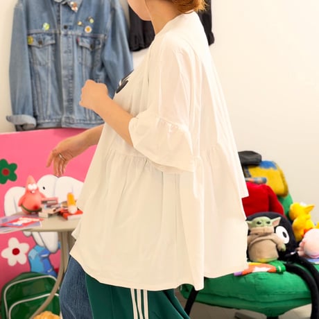 Tシャツ×フレアTシャツ