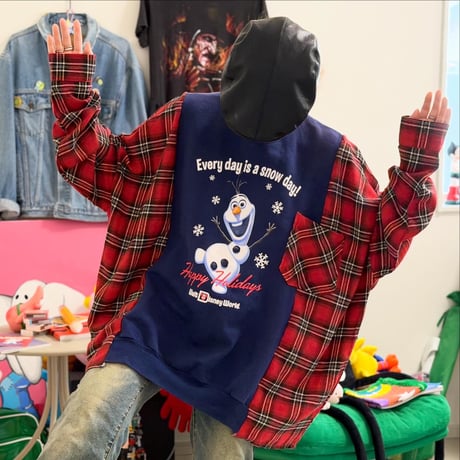 スウェット×シャツ