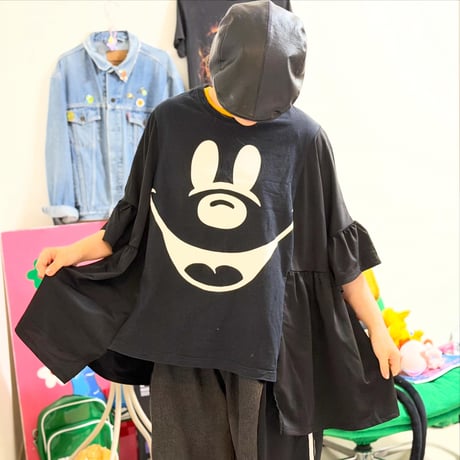 Tシャツ×フレアTシャツ