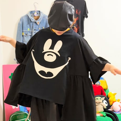 Tシャツ×フレアTシャツ