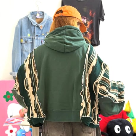 再構築パーカーニット