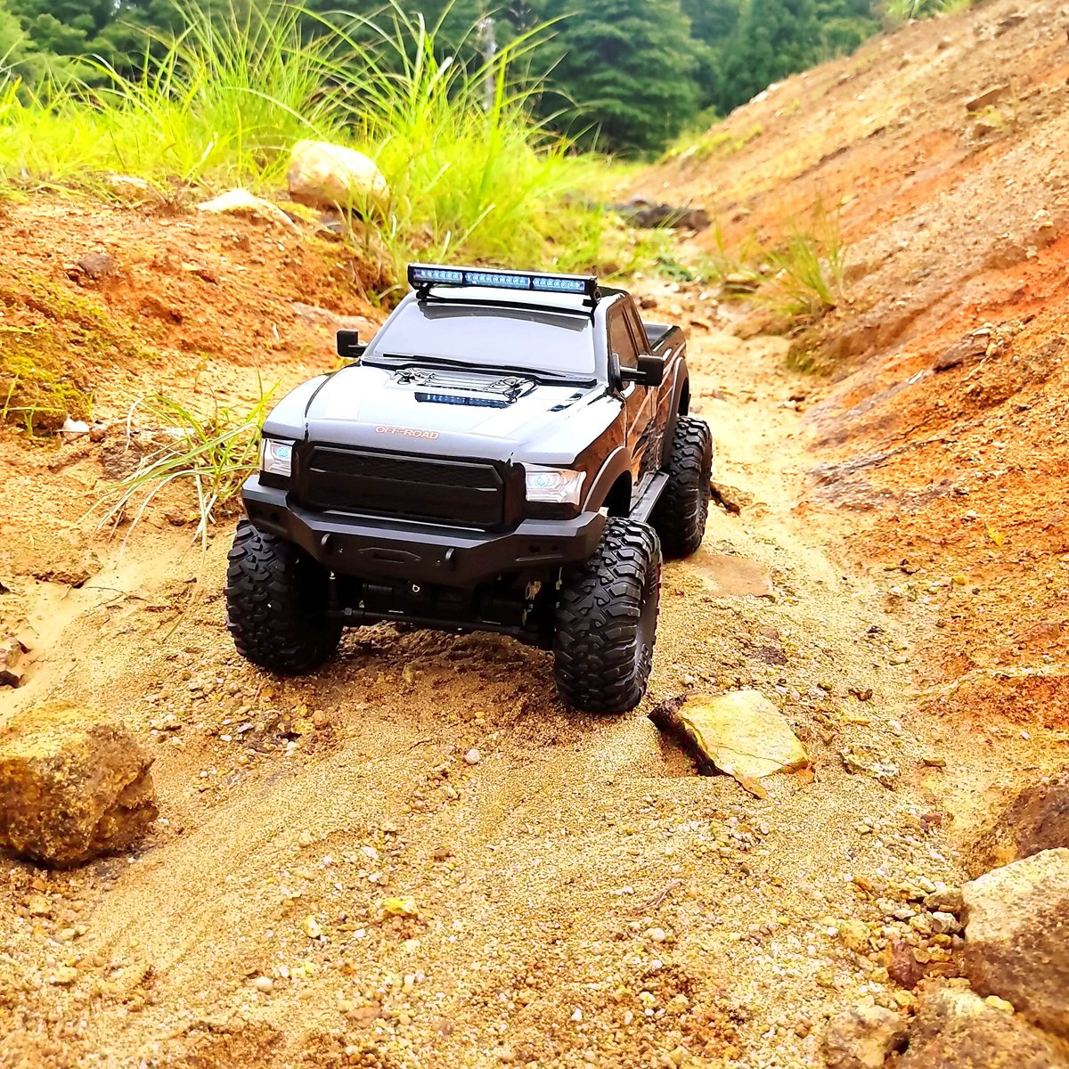 1/10 ラジコン　オフロード ラジコン ラジコンカー オフロ ード 大型 高速性能 スケール 1/10 四駆