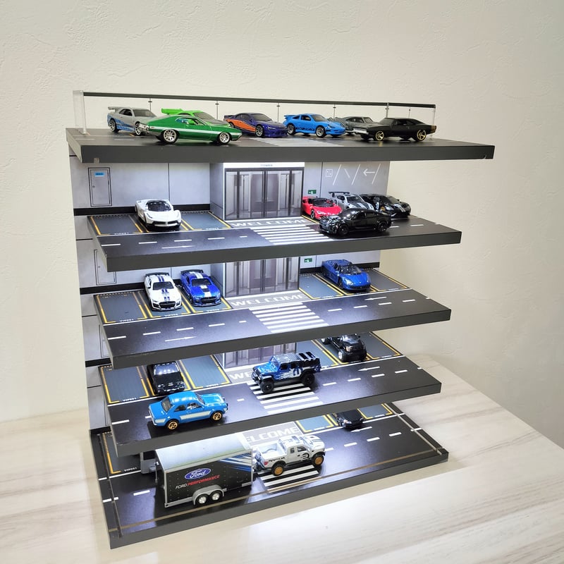 1/64スケールミニカー用地下駐車場ジオラマ LED ライト点灯 車模展示ベース ミニカー ディスプレイ 5階建立体駐車場 LED照明搭載 1/64スケール