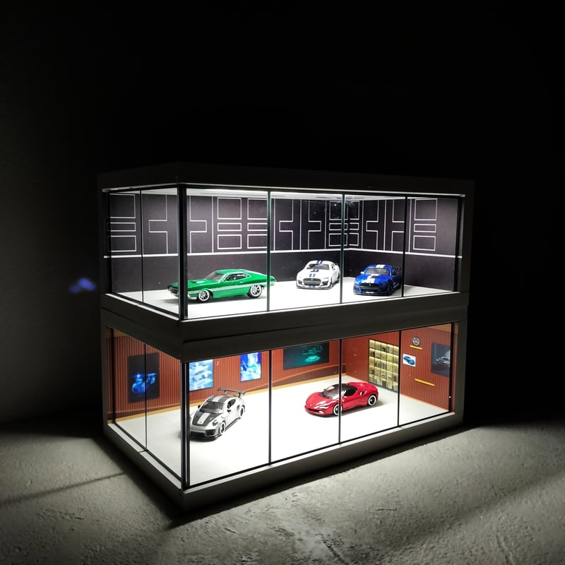 1/64 14台展示可　LED付　ミニカー　ジオラマ　ショーケース　ショールーム Amazon.co.jp: LED照明付 ミニカー ジオラマ ショーケース