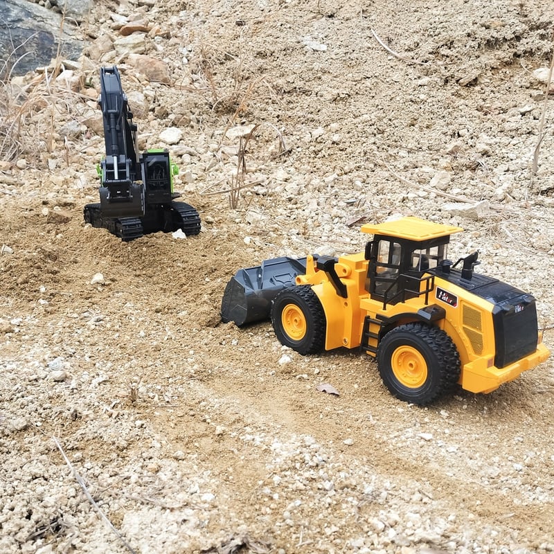 ラジコン　ショベルカー　1/12スケール ラジコン ショベルカー 1/12スケール : WORLD TOYS - 通販