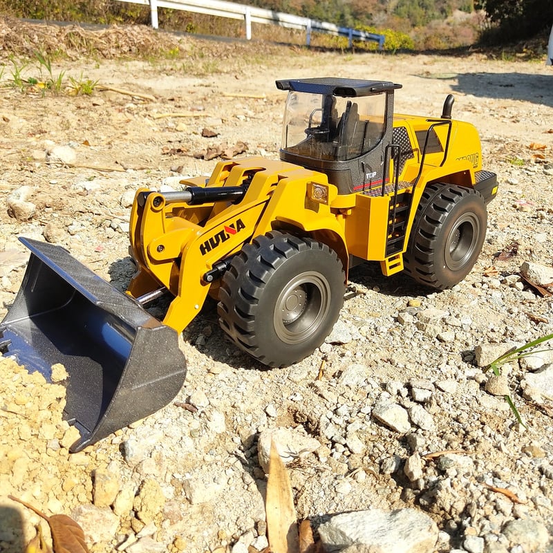 ラジコン ホイールローダー 合金強化版 1/14スケール 583 HUINA
