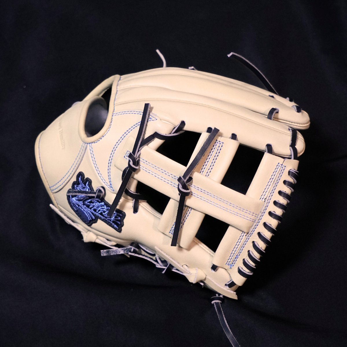 アールグレイス LL-061 限定品 硬式 内野手用Limited Line アールグレイス LL-061 限定品 硬式 内野手用Limited Line