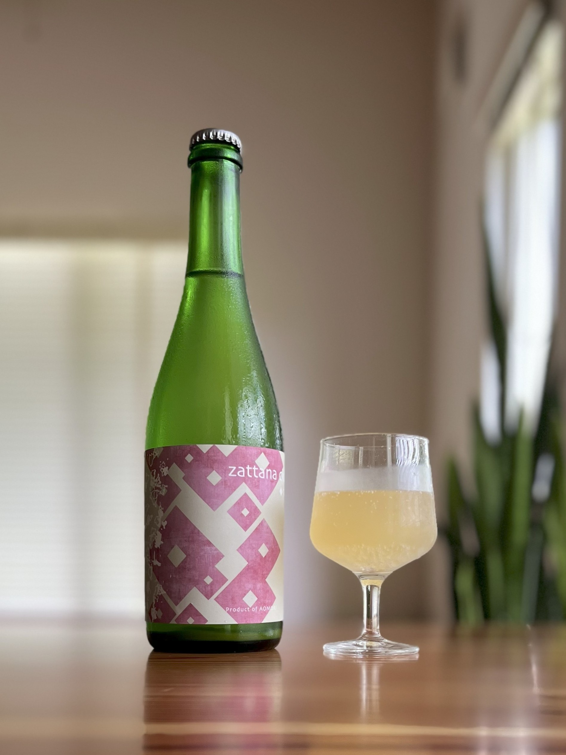 旨味を感じるきれいな酸／zattana cidre 山茶始開 2024 | zattana