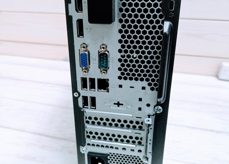 スタイリッシュなPC②】Lenovo i5八世代CPU/M.2 SSD256 | Yonah
