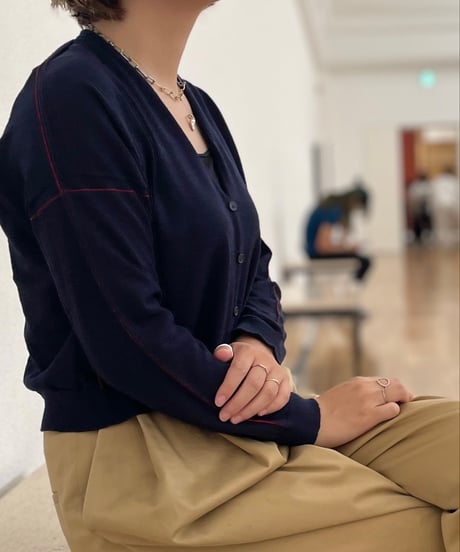 <USED> 21 Cardigan Navy  / LIVIANA CONTI