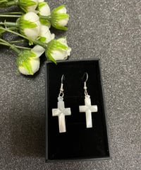 ベツレヘムパール　ピアス　十字架　白蝶貝　クロス