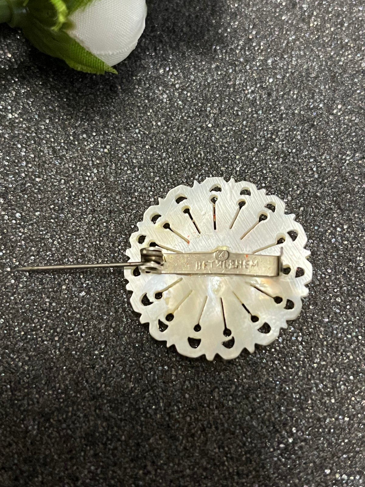 ベツレヘムパール カモミール 白蝶貝 花 ブローチ | sophia333