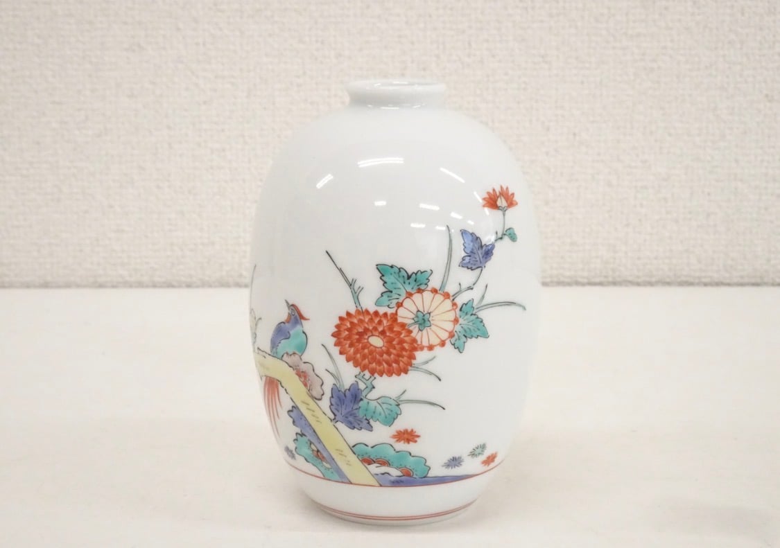人間国宝 14代酒井田柿右衛門 錦菊鳥文一輪生 共箱付 有田焼 | Maison