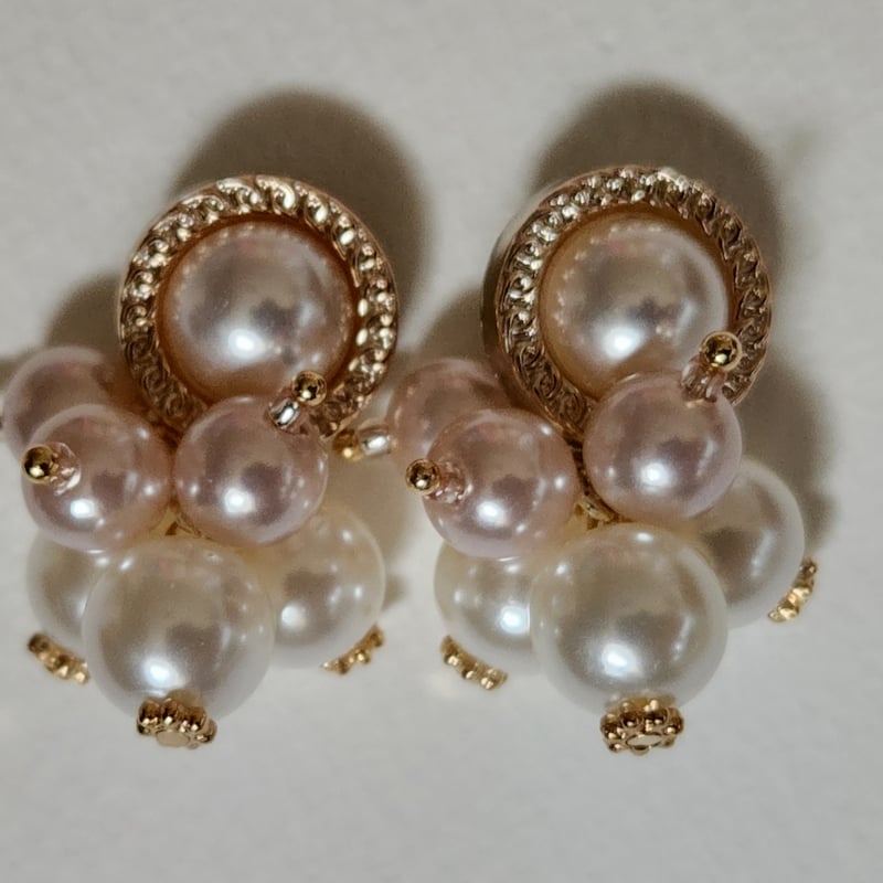 カボションとパールビーズじゃらじゃらピアス | U_nico☆