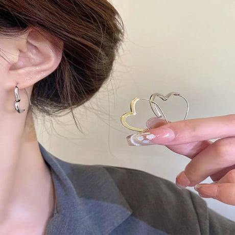 ハードピアス可愛いピアスS925金属アレルギー対応　シルバー　ゴールド　＃30＃31