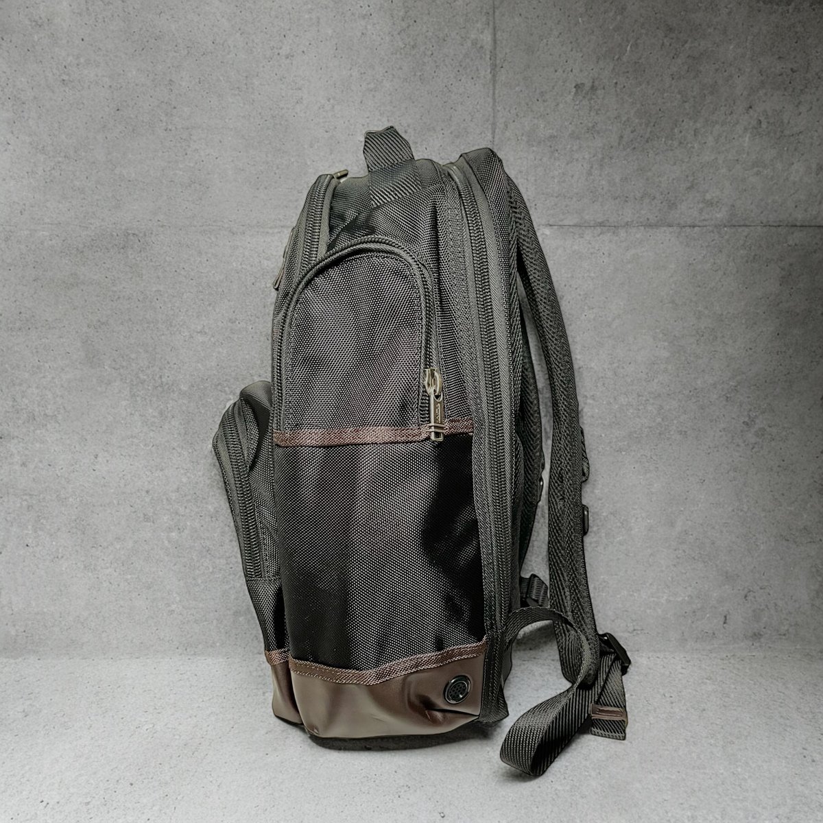 TUMI リュック キングスビル デラックス | LQEMIE