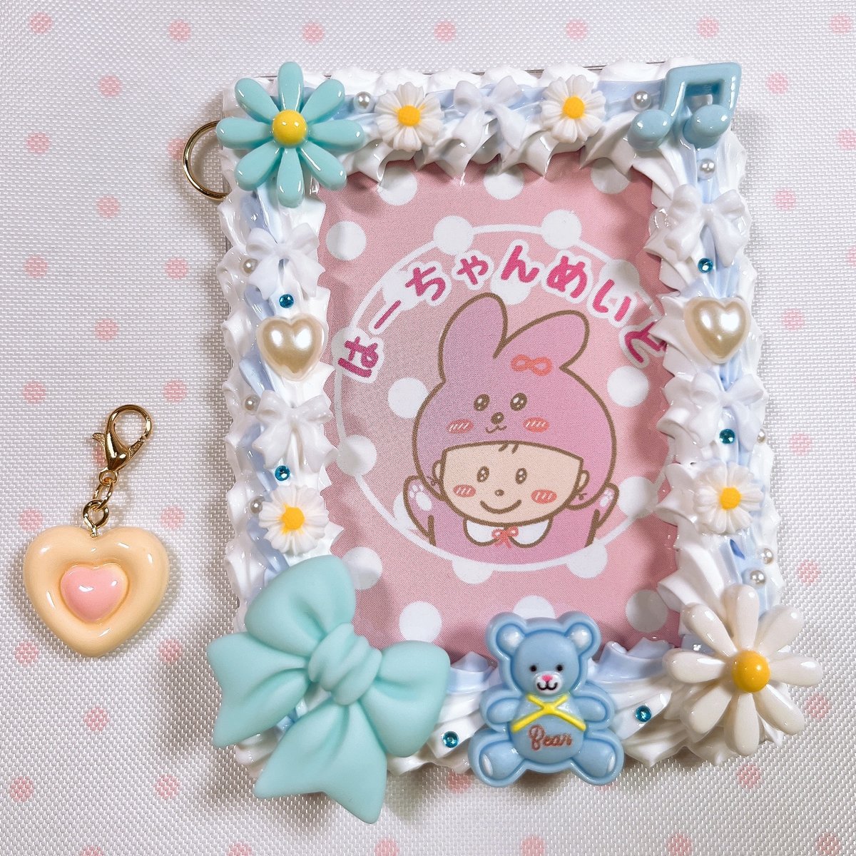 水色×白2色ホイップデコトレカケース（くま×クリーム色味ハート