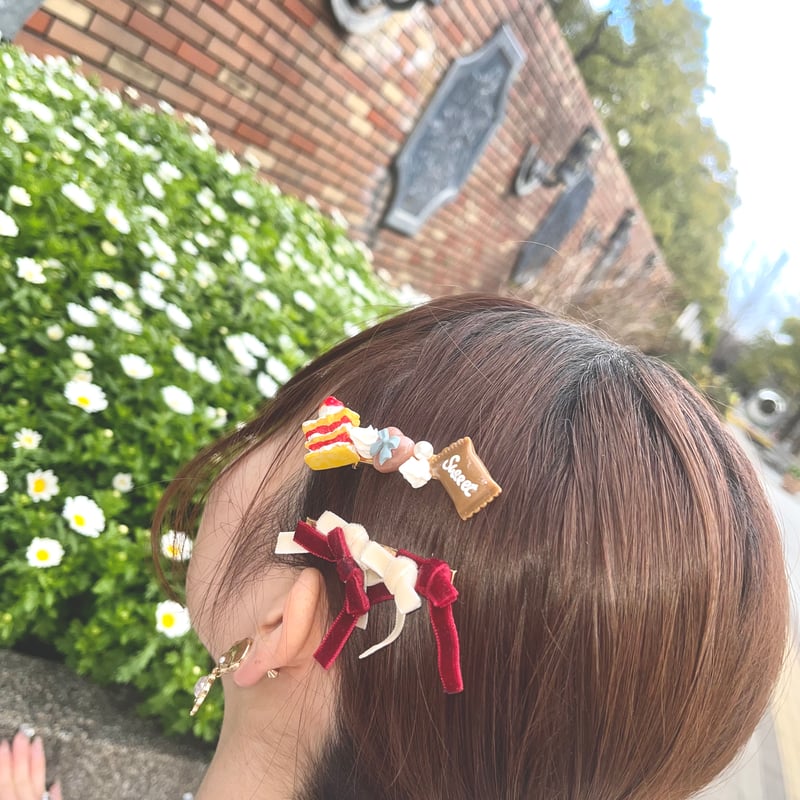 お菓子屋さんのヘアピン(苺ミルフィーユ) | KILIG